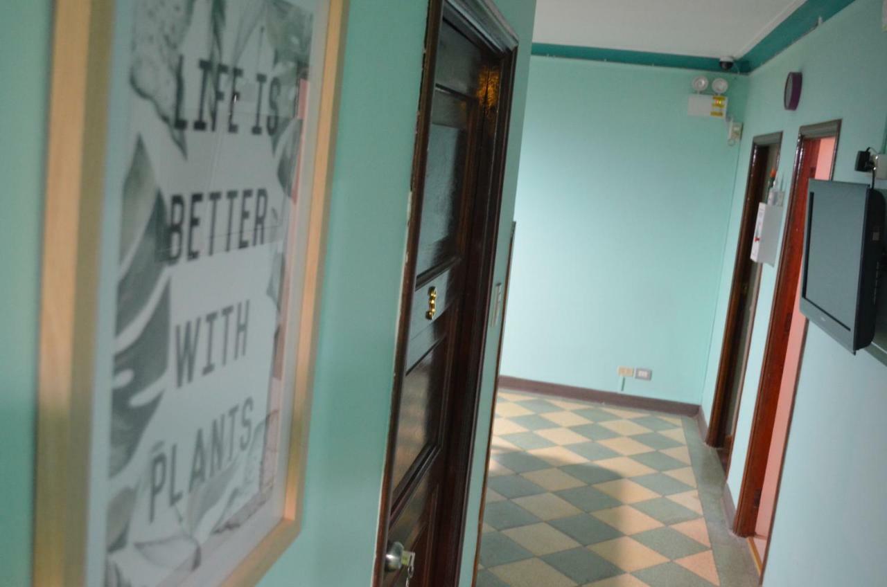 Andes Backpackers Hostel Лима Екстериор снимка